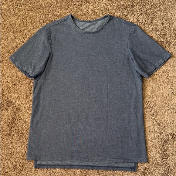 Lululemon Blue Split Hem Short Sleeve Gym Athletic Shirt - Picture 1 of 6